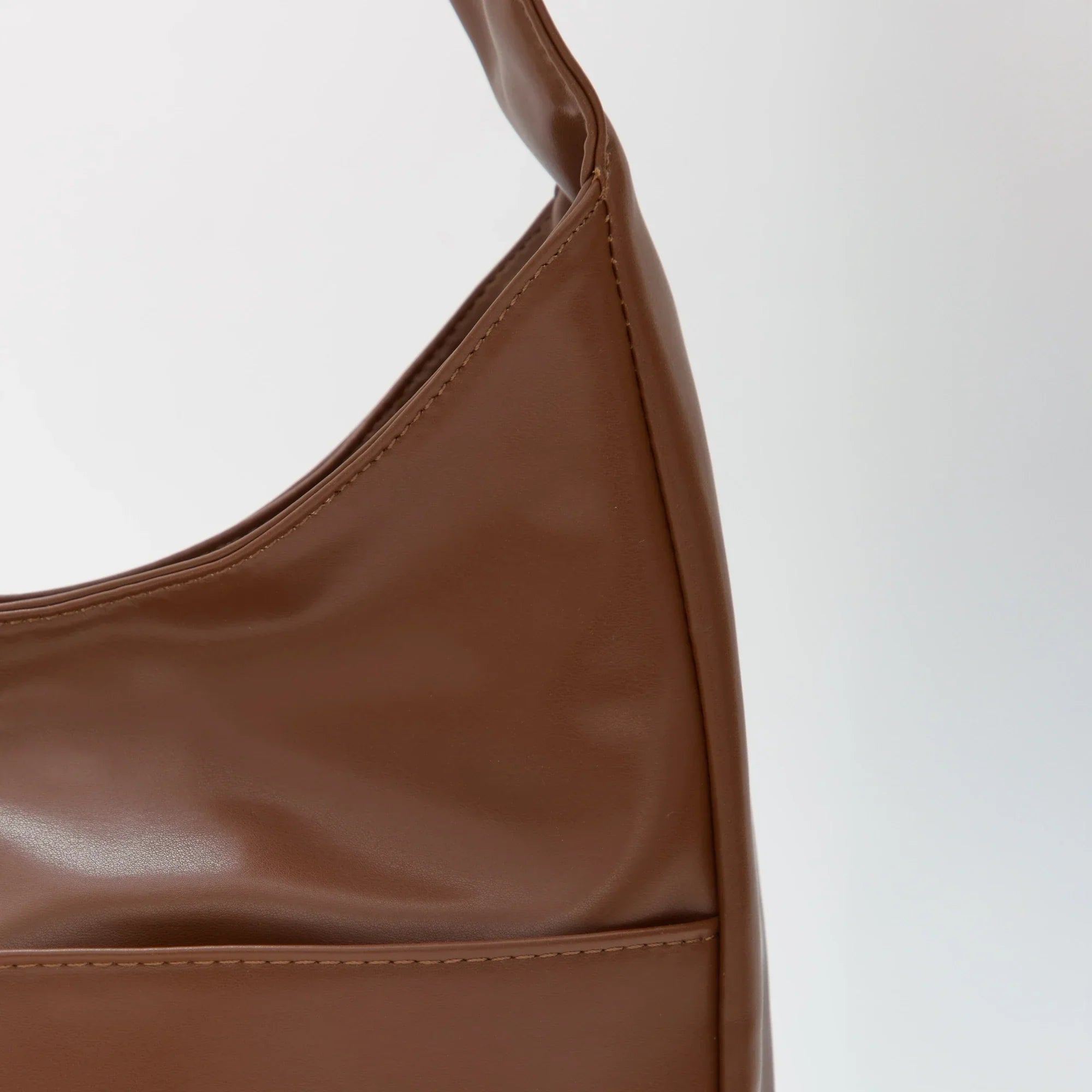 Lilya | Hobo Bag  - By Qivii
