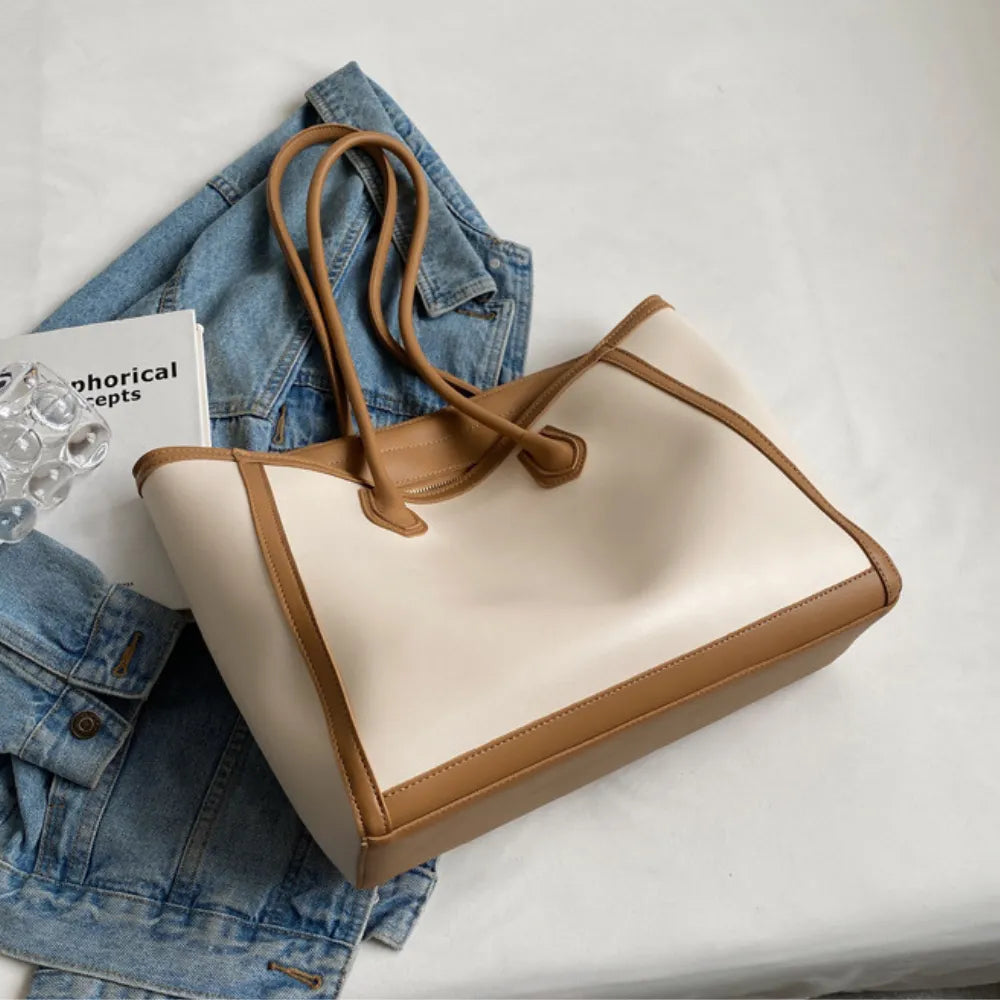 Elora | Tote Bag  - By Qivii