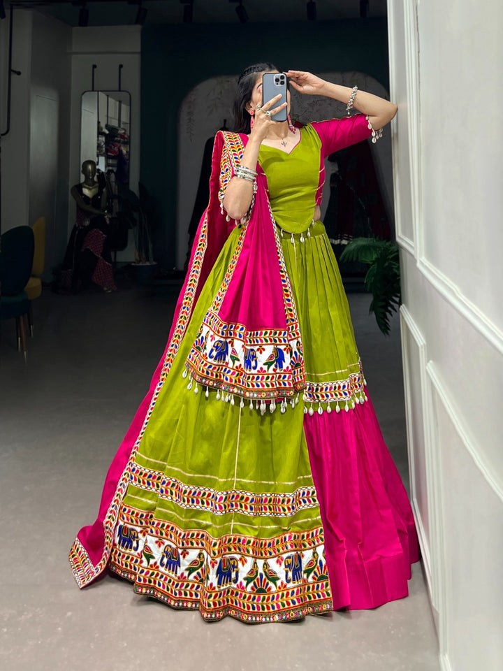 Parrot Pure Rayon Plain With Gamthi Work And Gota Patii Lace Border Lehenga Choli