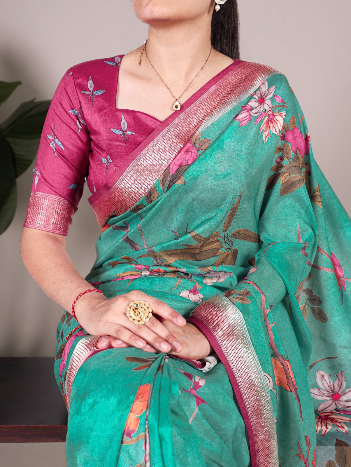 Green Tussar Silk With Viscose Border Floral Printed Saree - INSPIRED - qivii