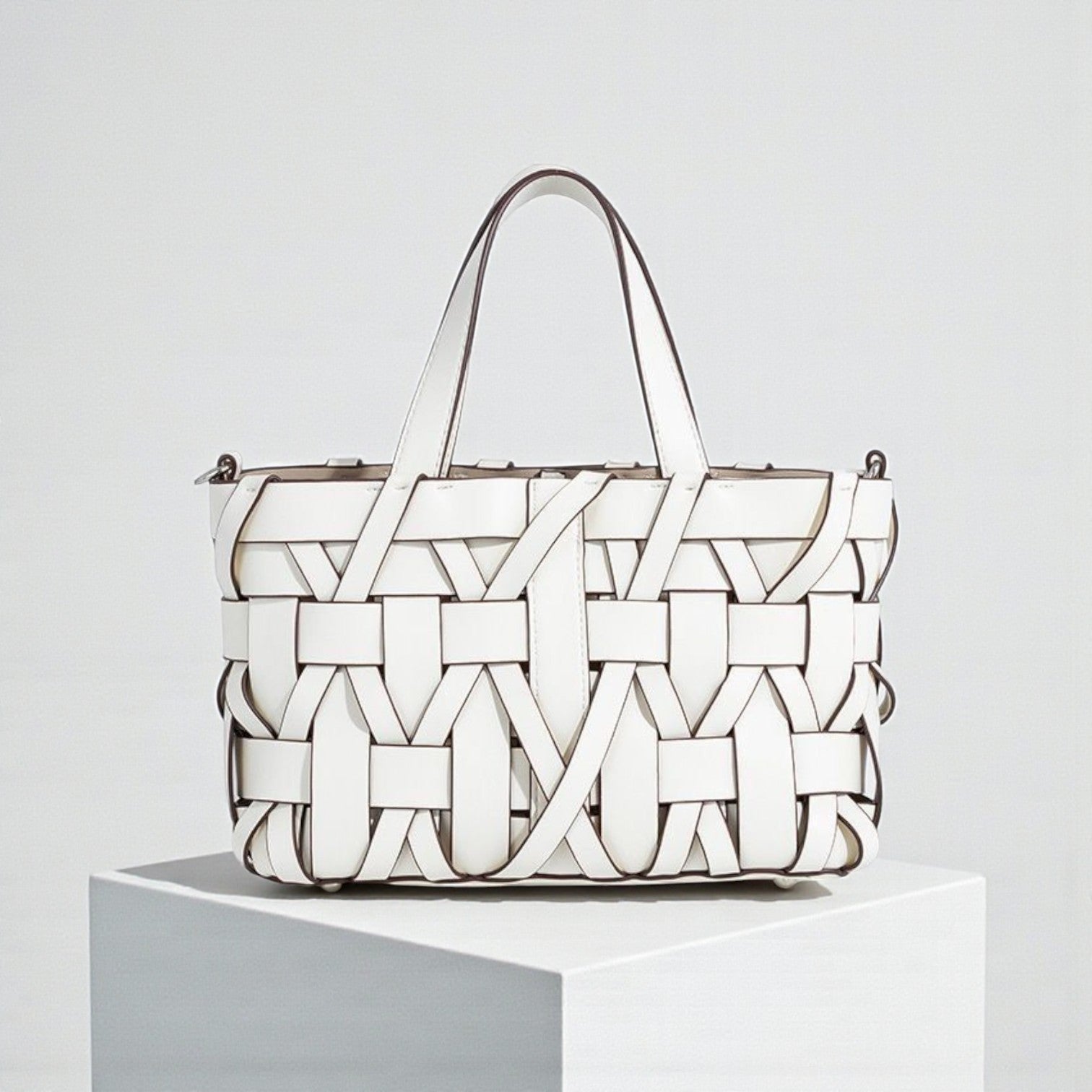 Atelier Interlace Tote  - By Qivii