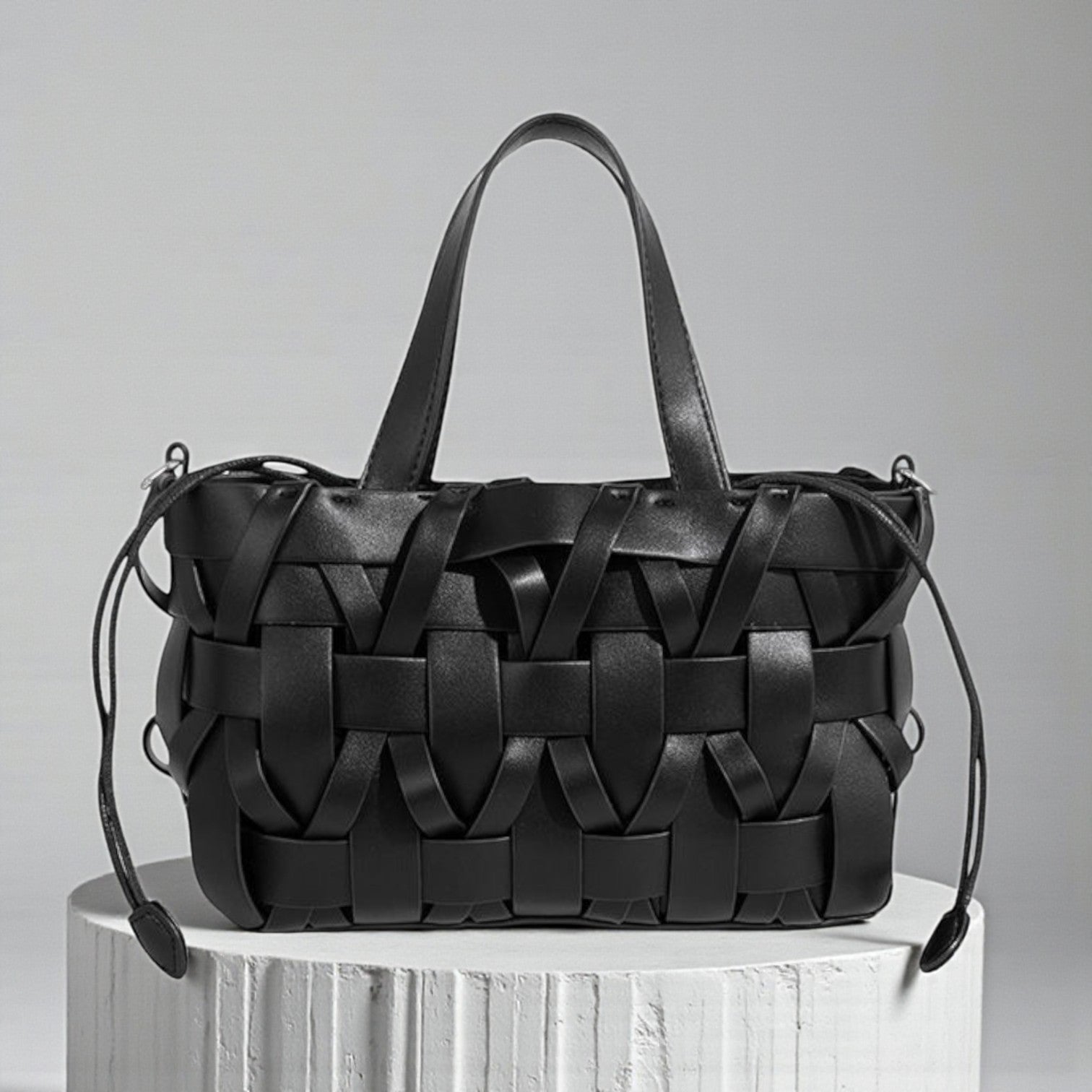 Atelier Interlace Tote  - By Qivii