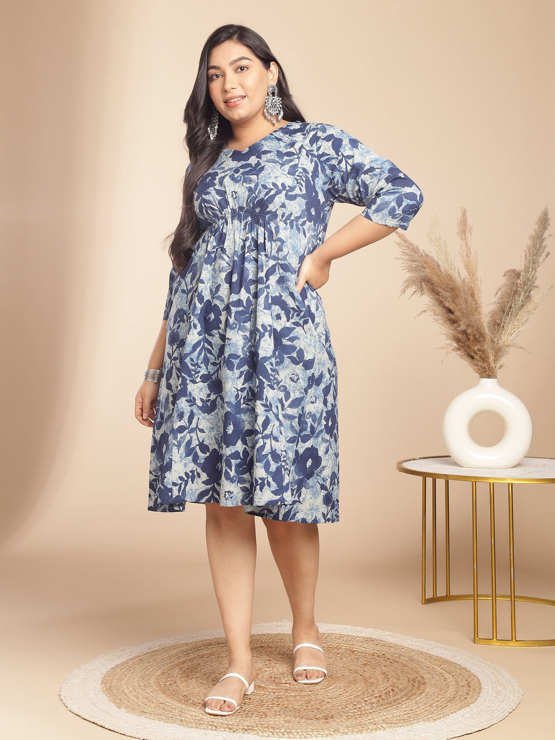 Plus Size Indigo Cotton Floral Gathered Dress - qivii