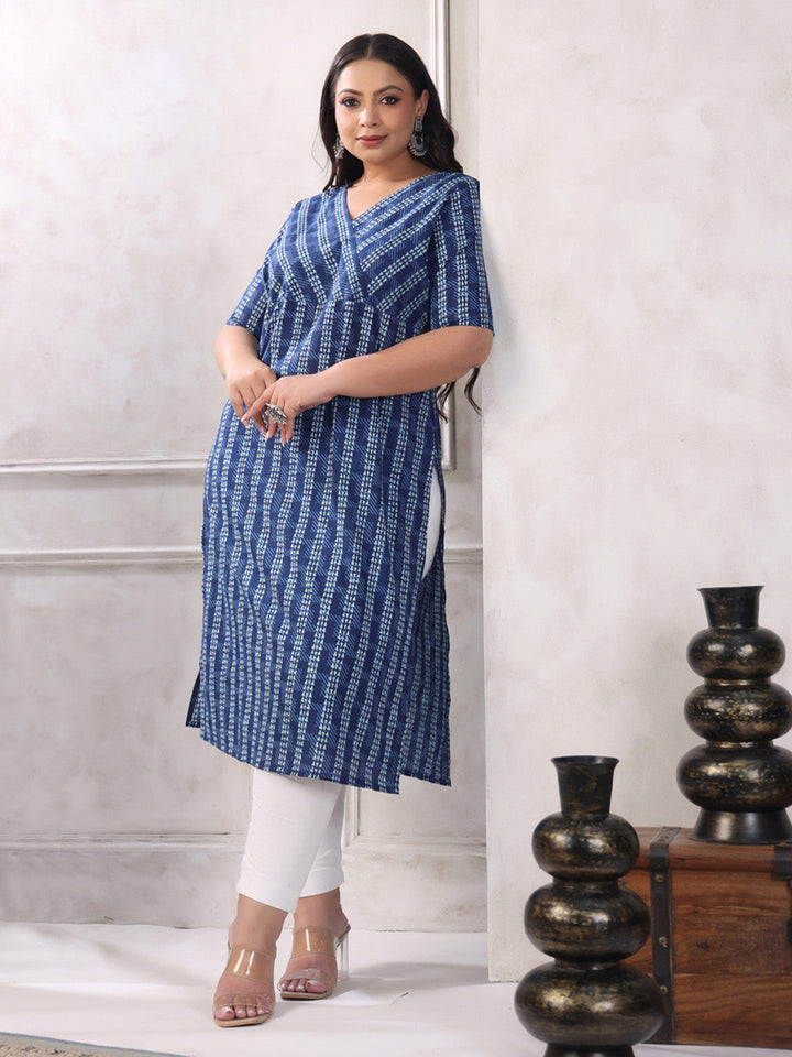 Plus Size Indigo Pure Cotton Floral Printed Straight Kurta  - By Janasya