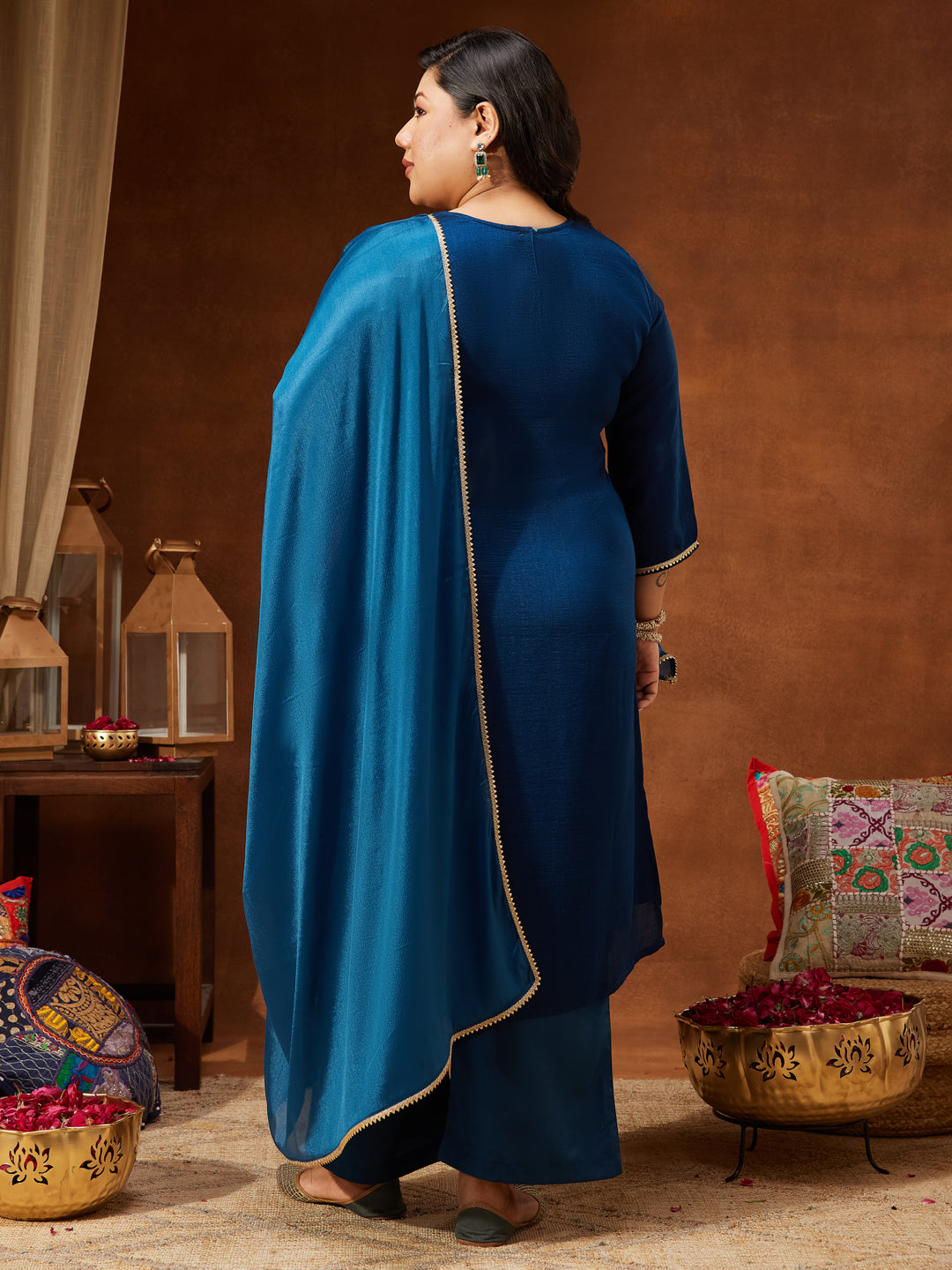 Janasya Women's Plus Size Teal Blue Silk Blend Zari Embroidered Straight Kurta Set - qivii