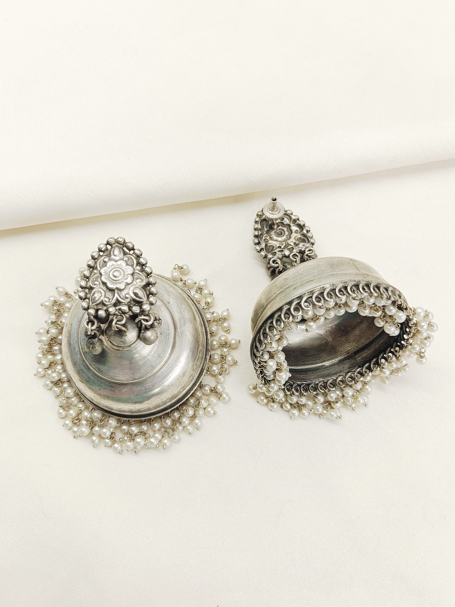 Ela Plain Oxidized Jhumki