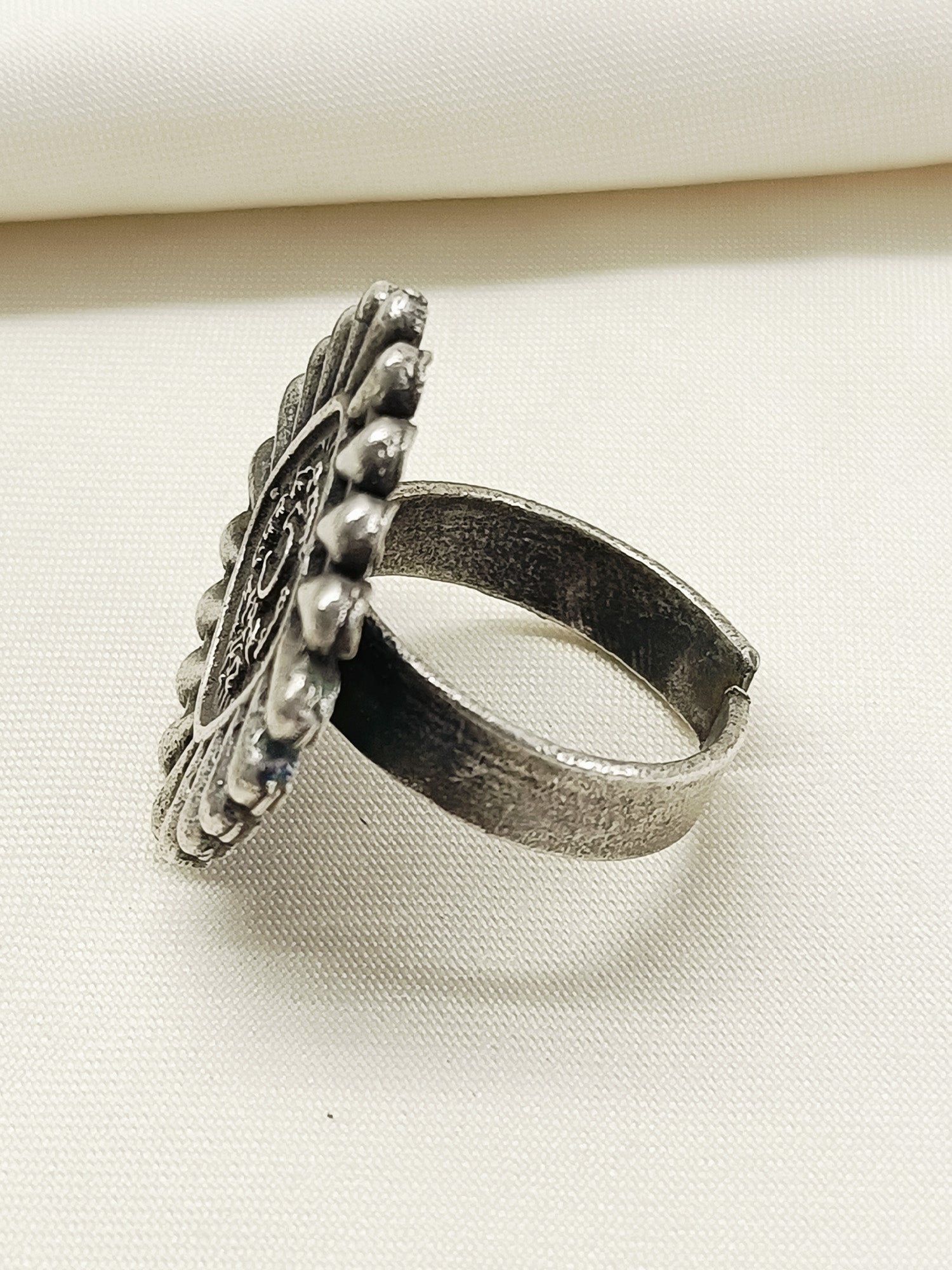 Ryka Plain Oxidized Finger Ring