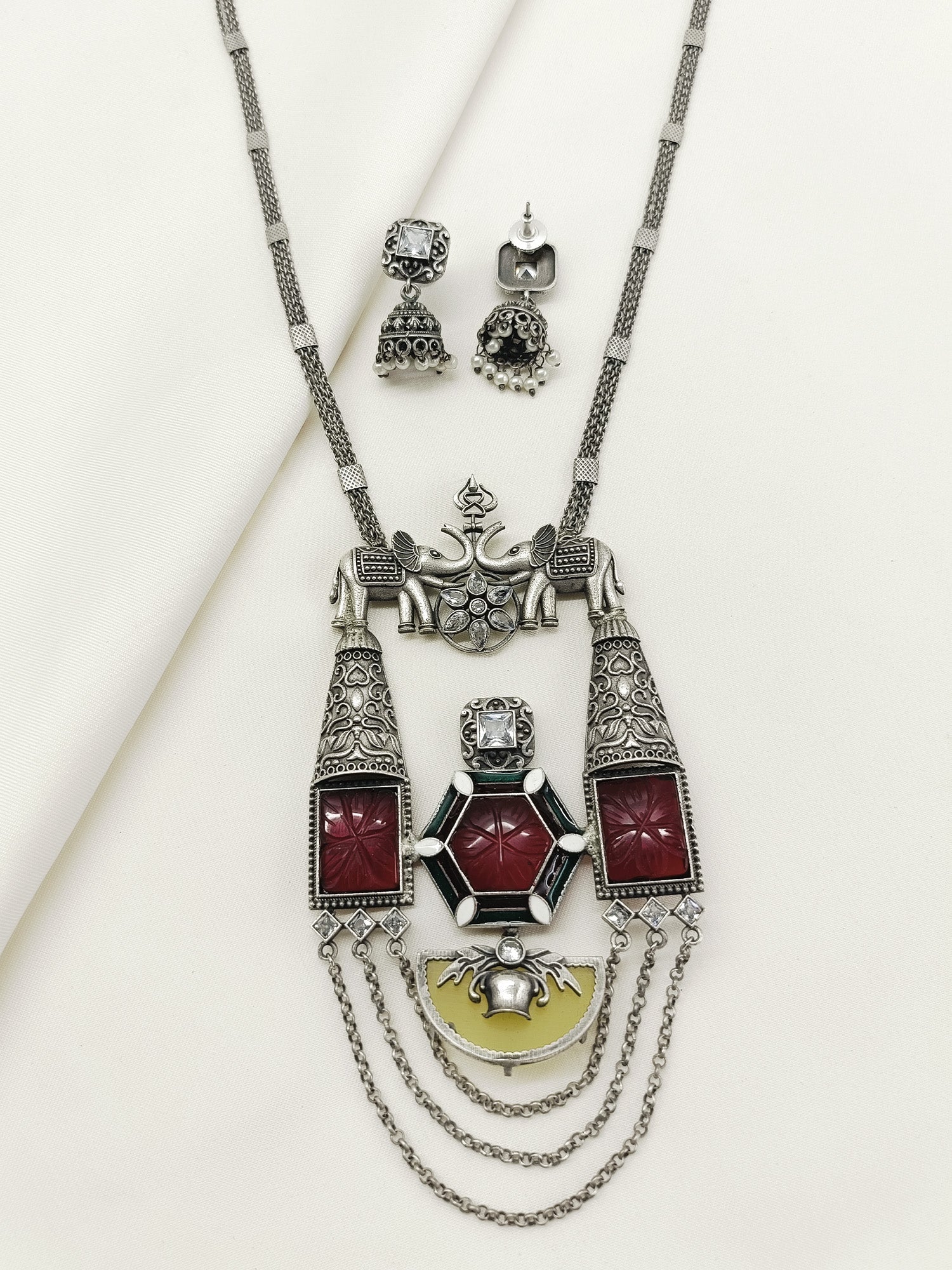 Qudsia Ruby Oxidized Pendant Set