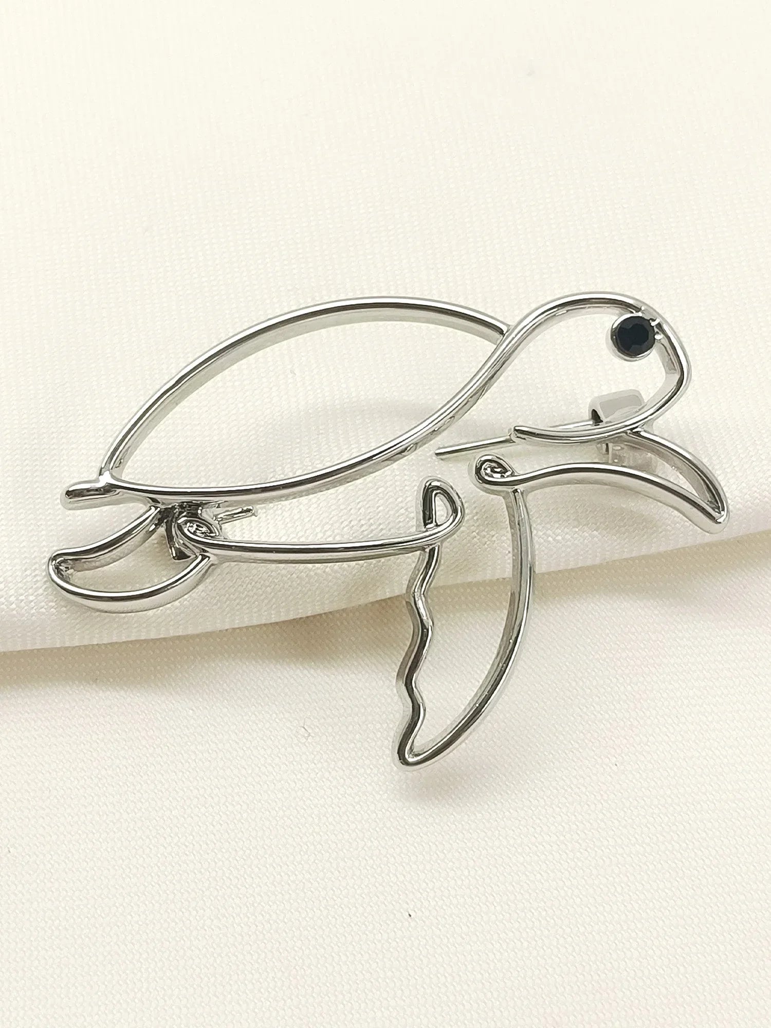 Vishali Silver Turtle Brooch