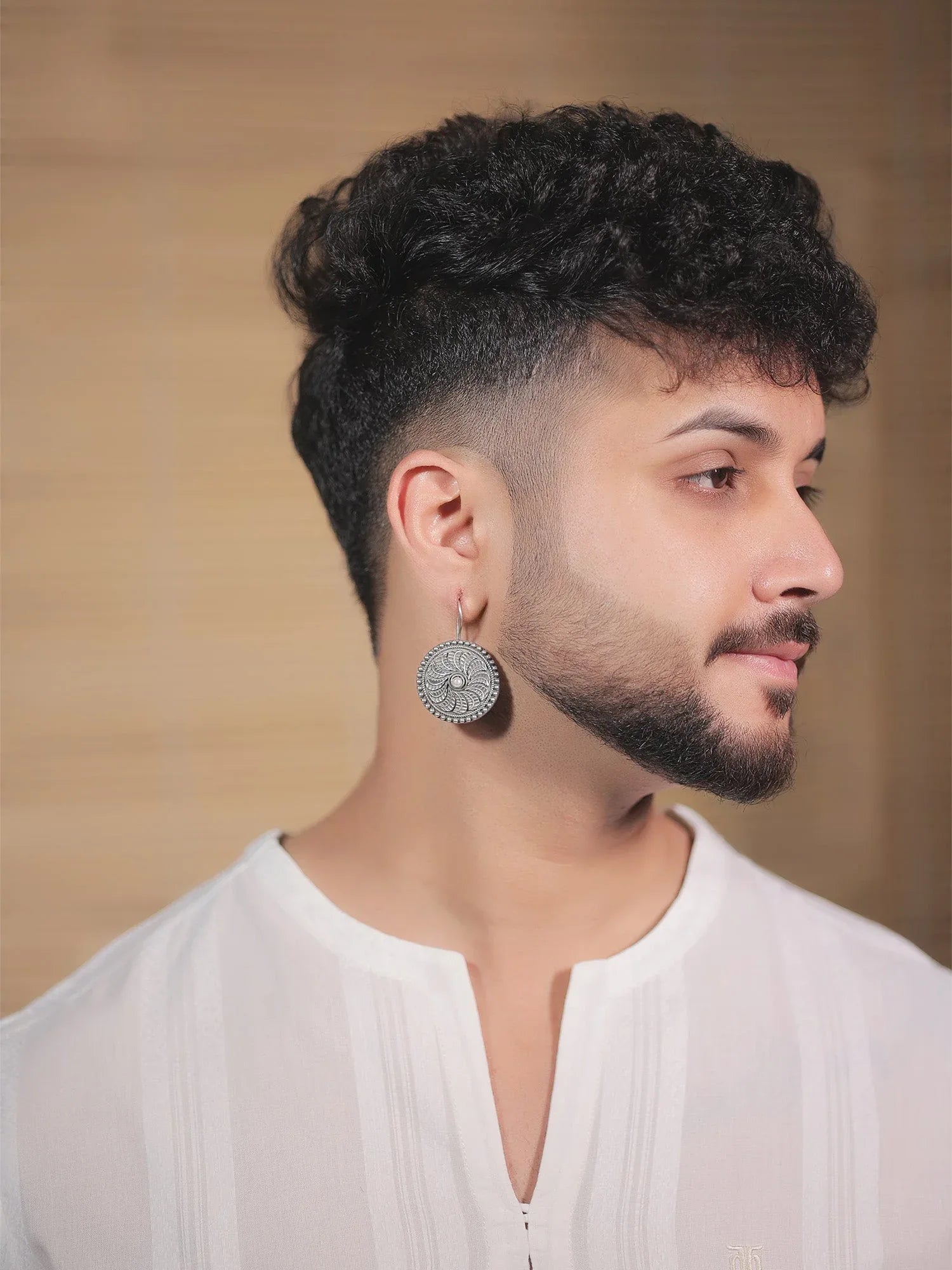 Hamsini Plain Oxidized Earcuff