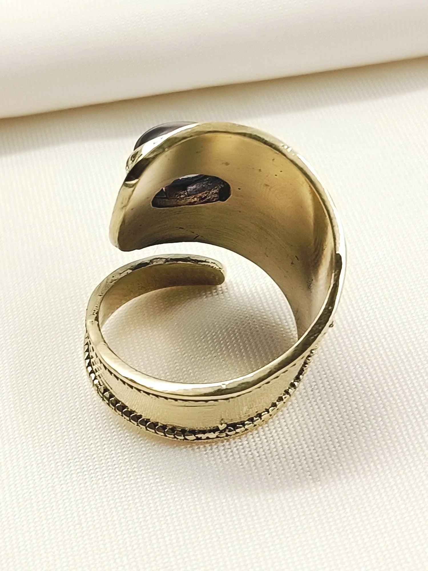 Rosie Purple Western Finger Ring