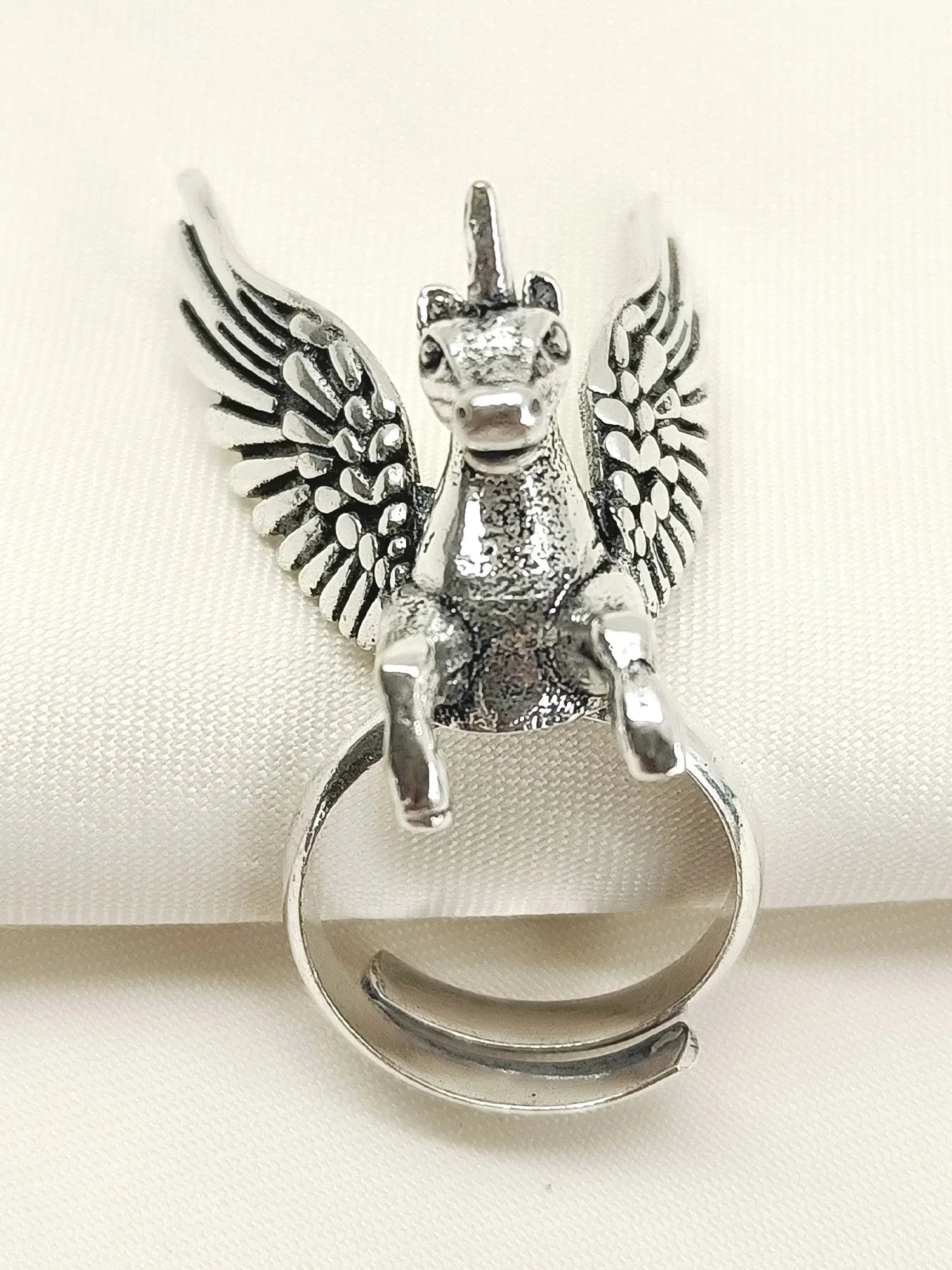 Atrangi Silver Western Finger Ring