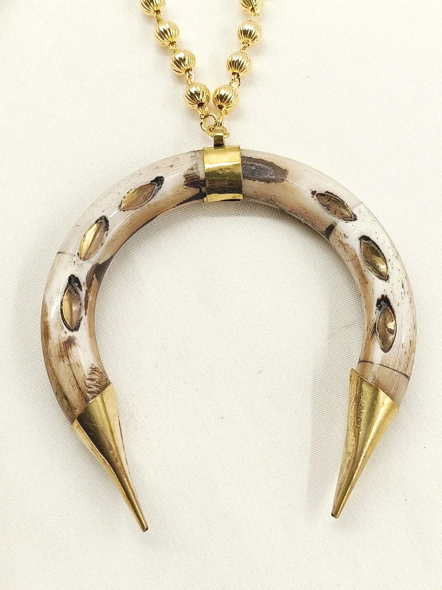 Arfa Brown Bone Men's Neckpiece