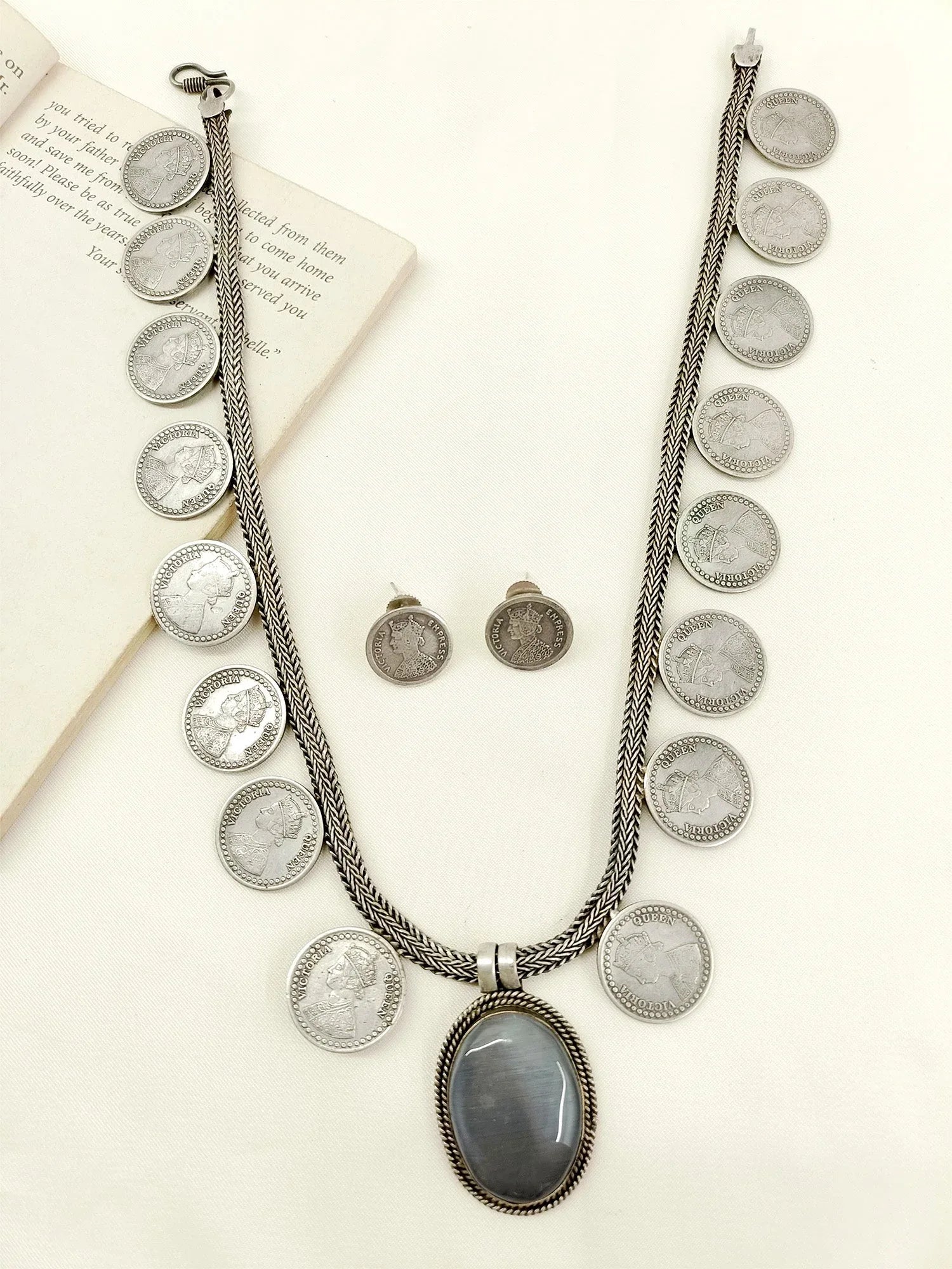 Erum Grey German Silver Men's Necklace Set