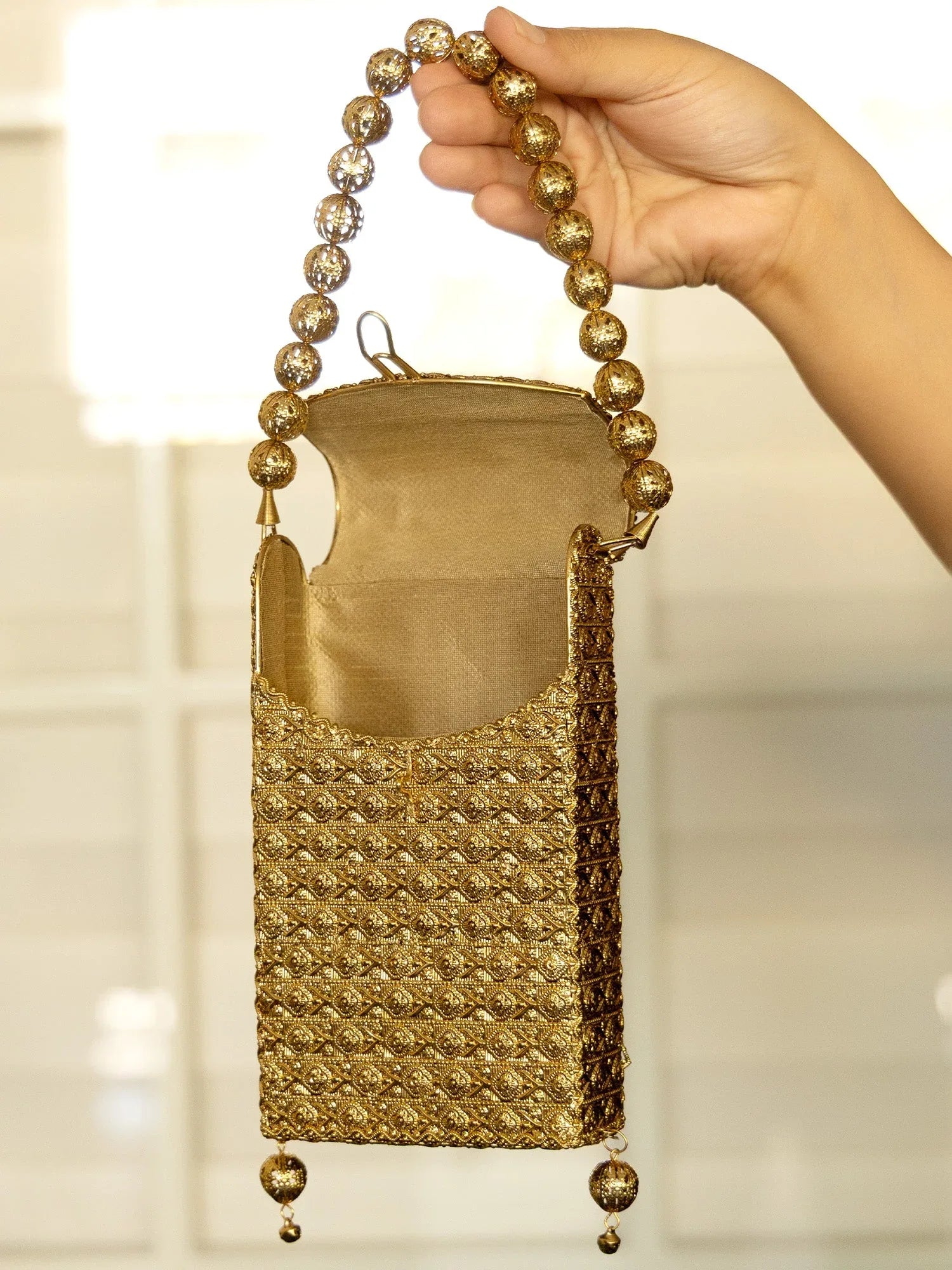 Saavi Green Golden Mobile Pouch