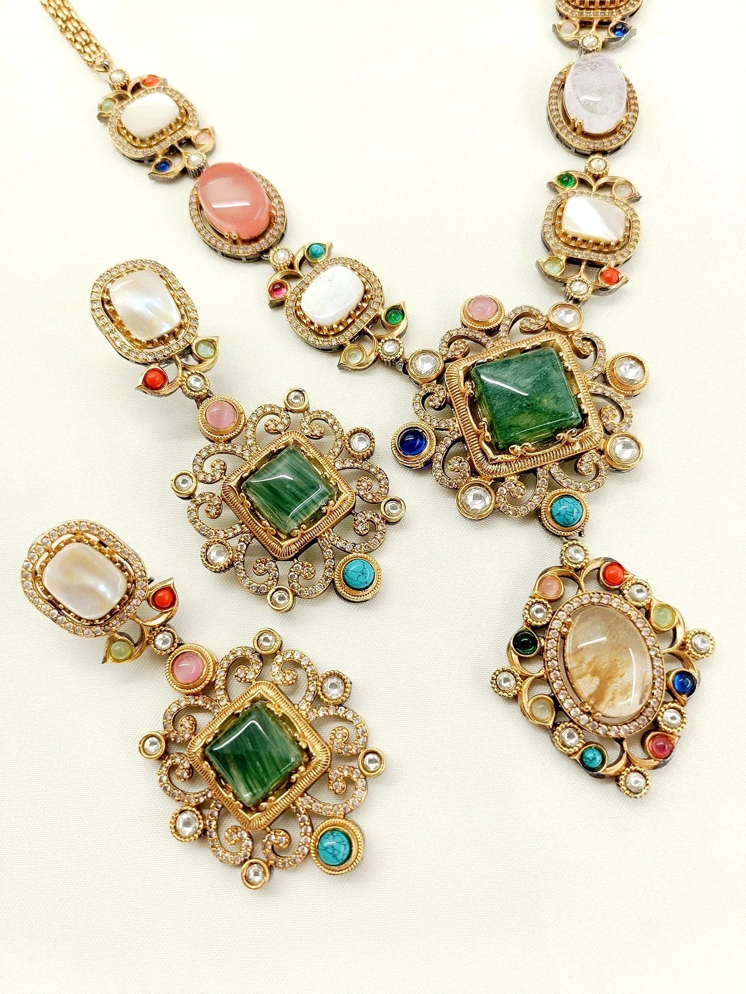 Vivian Multi Colour Boutique Necklace Set