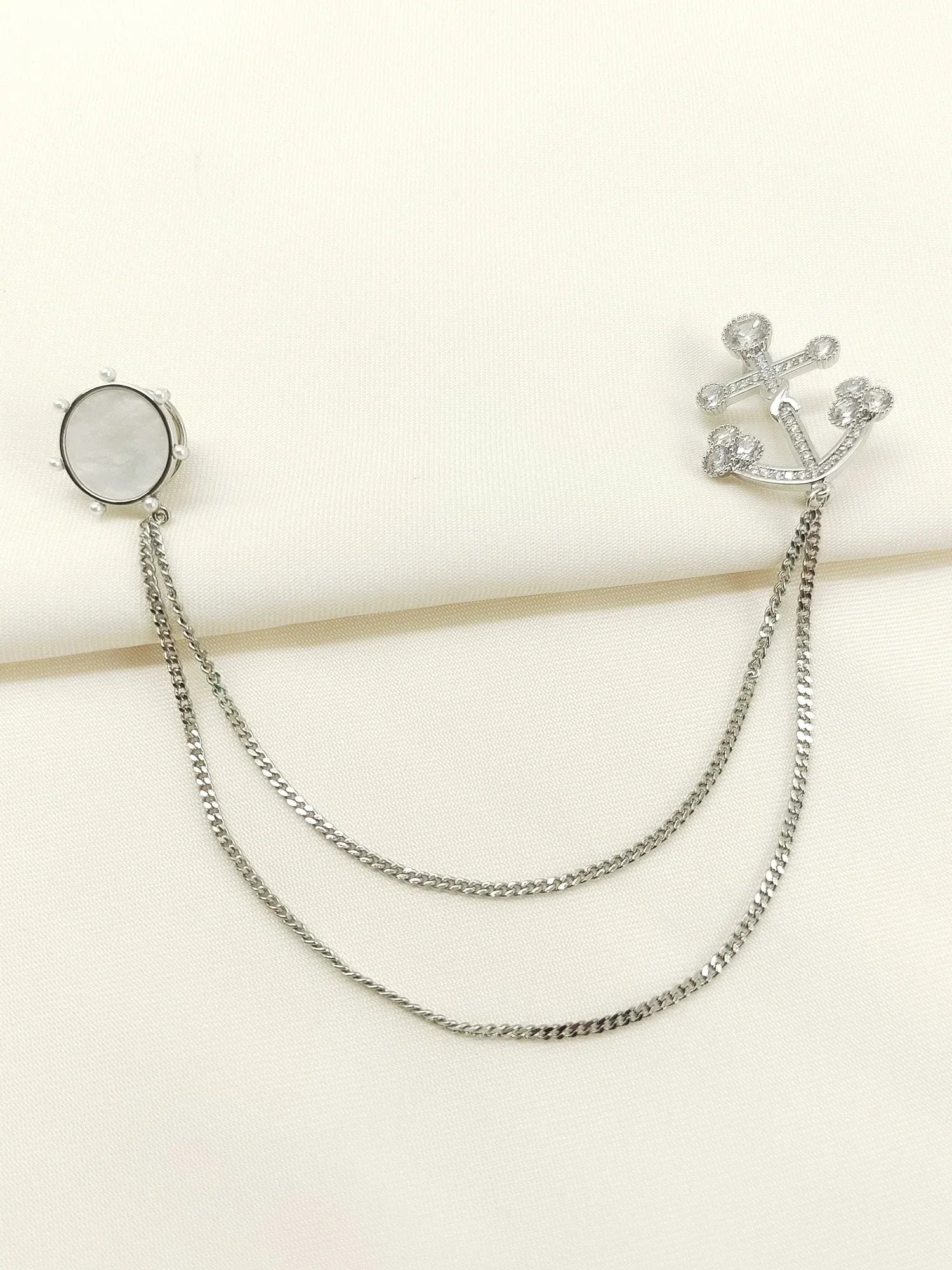 Avanya Silver Anchor & Wheel Brooch Pin With Chain
