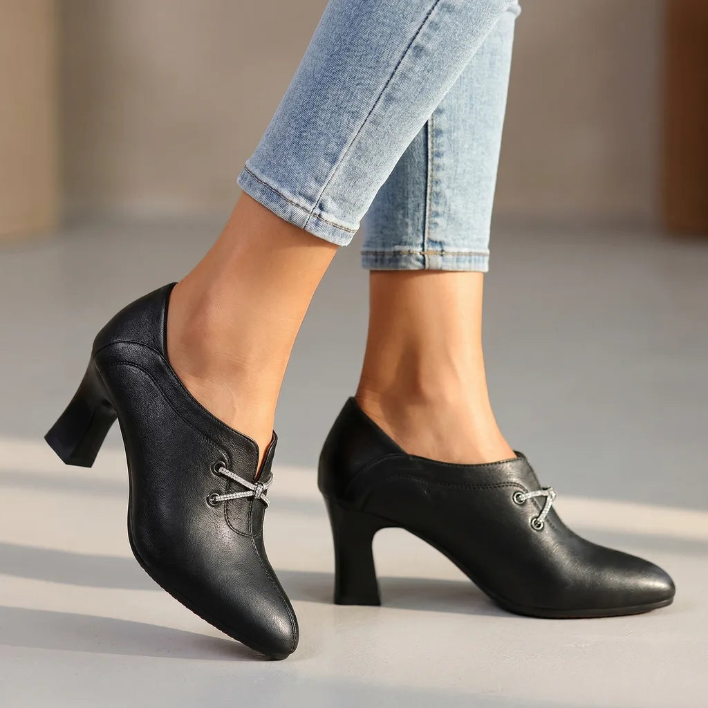 Alyssa Pumps