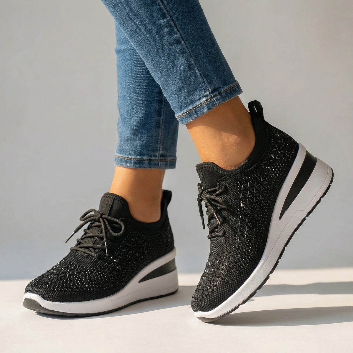 Aria Comfort Sneakers