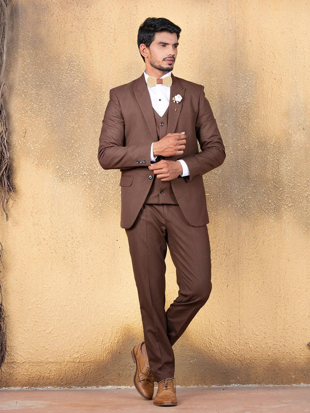 Auspicious Dark Brown Color Men's Single Breasted Blazer