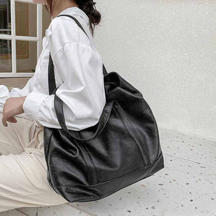 Jolya | Tote Bag  - By Qivii