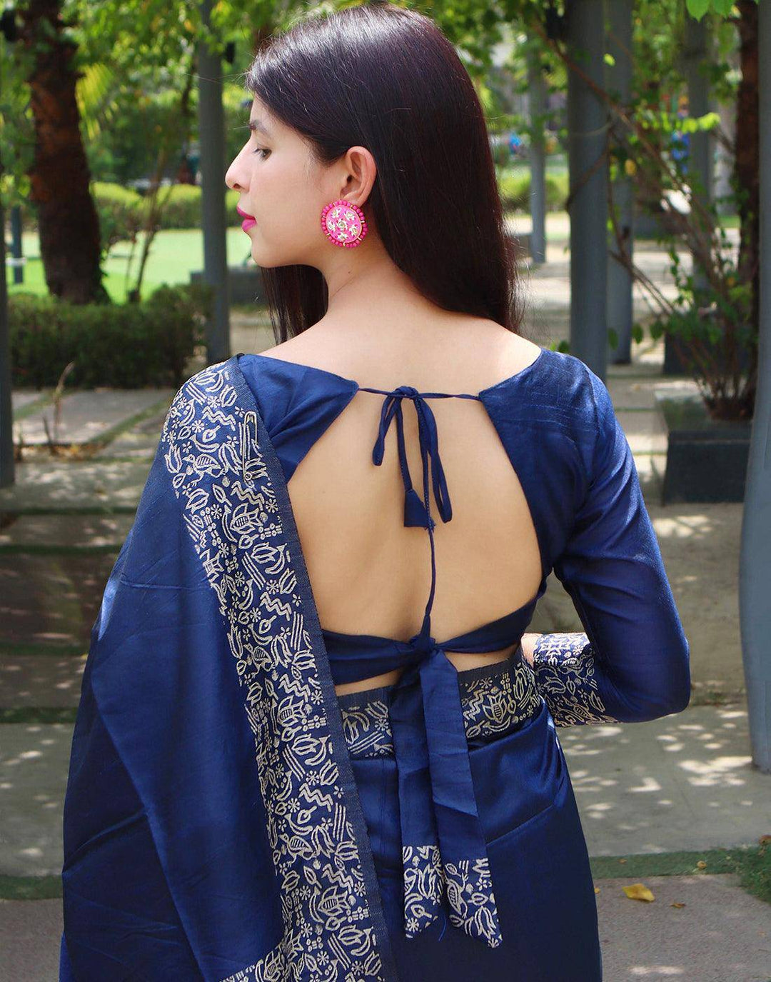 Berry Blue Handloom Raw Silk Saree | Stitched Blouse - qivii