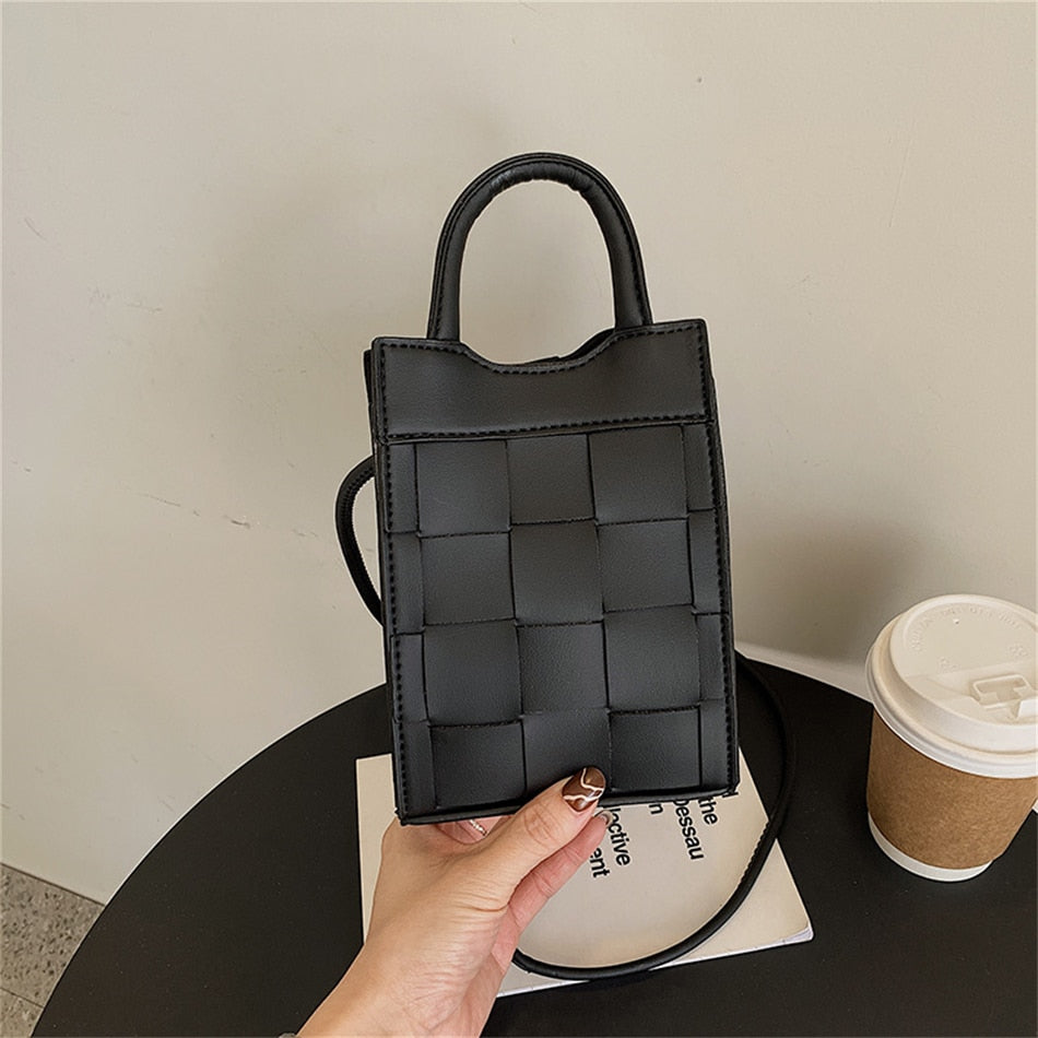 Chalise | Phone Bag  - By Qivii