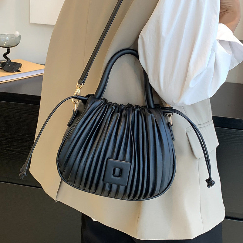 Orleá | Handbag  - By Qivii