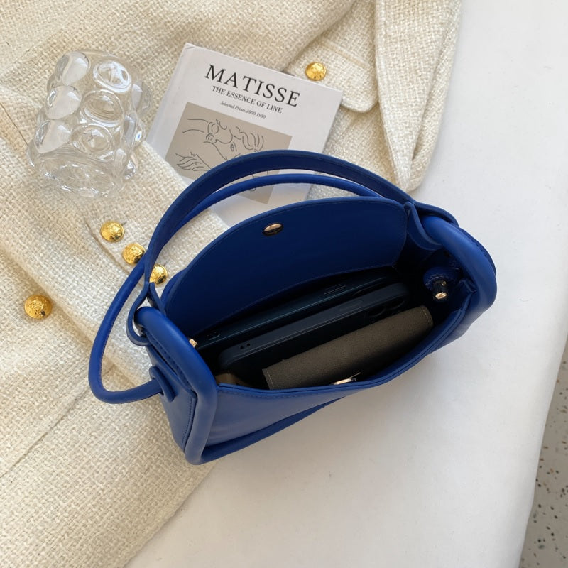 Avel | Crossbody Bag  - By Qivii