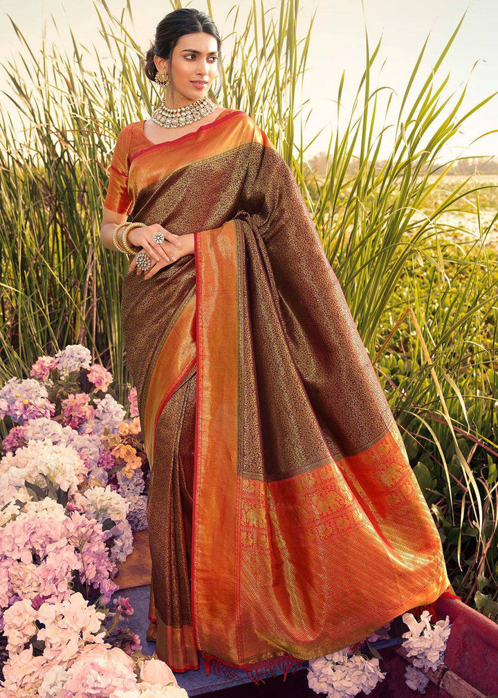 Cedar Brown Woven Kanjivaram Silk Saree With Contrast Border & Pallu | Stitched Blouse - qivii