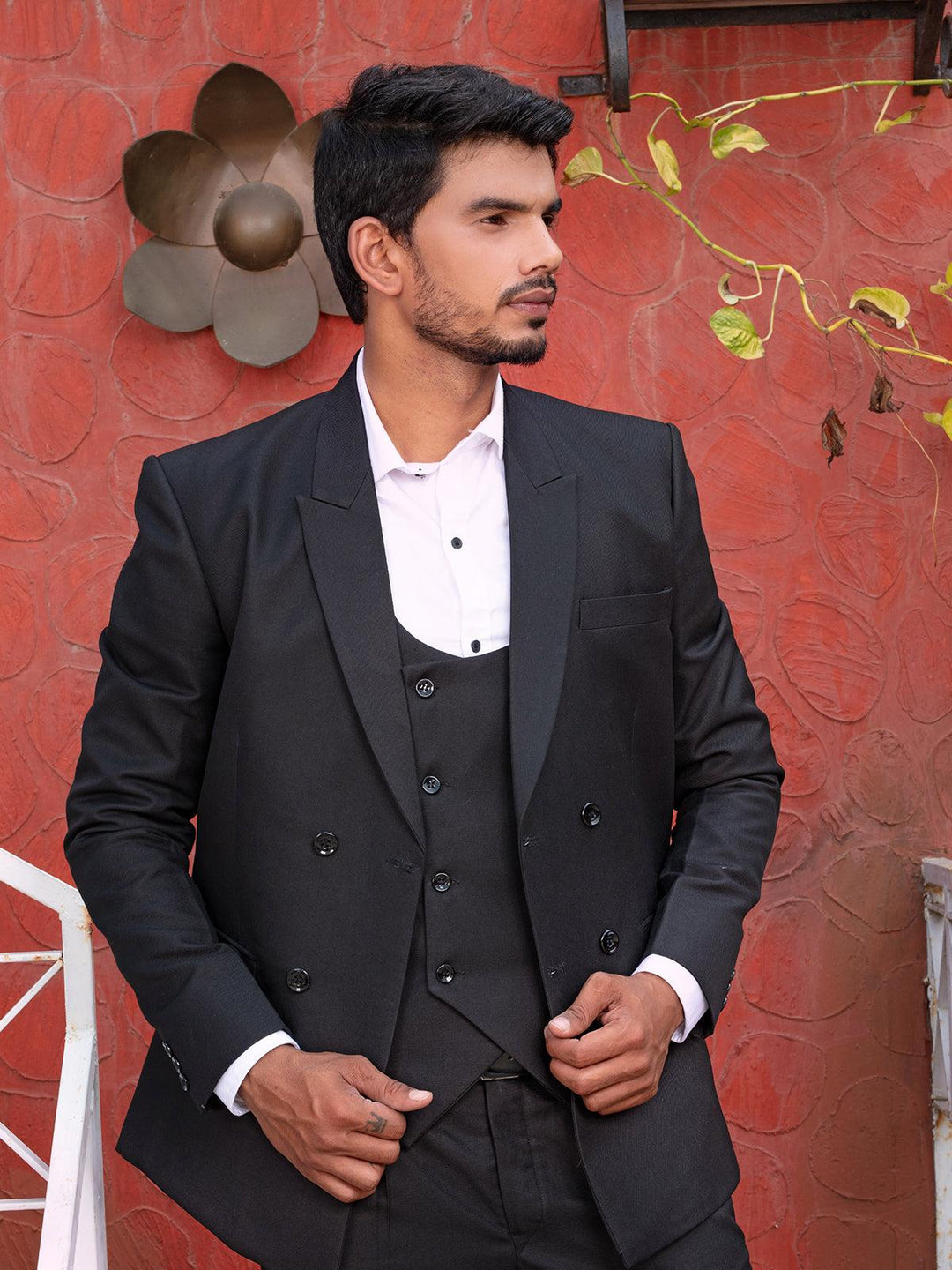 Classy Black Color Men's Double Breasted Blazer