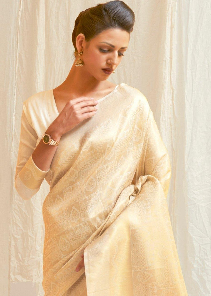 Cream White & Golden Blend Kanjivaram Silk Saree | Stitched Blouse - qivii