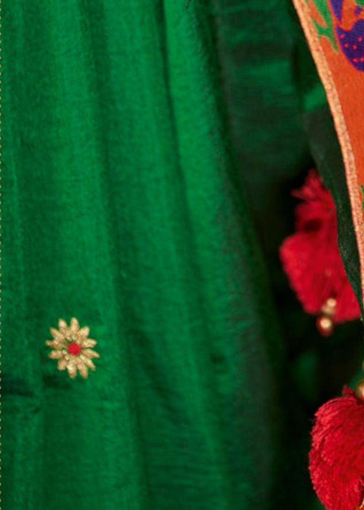 Dark Green Woven Paithani Silk Saree with Floral Motif Zari Border | Stitched Blouse - qivii