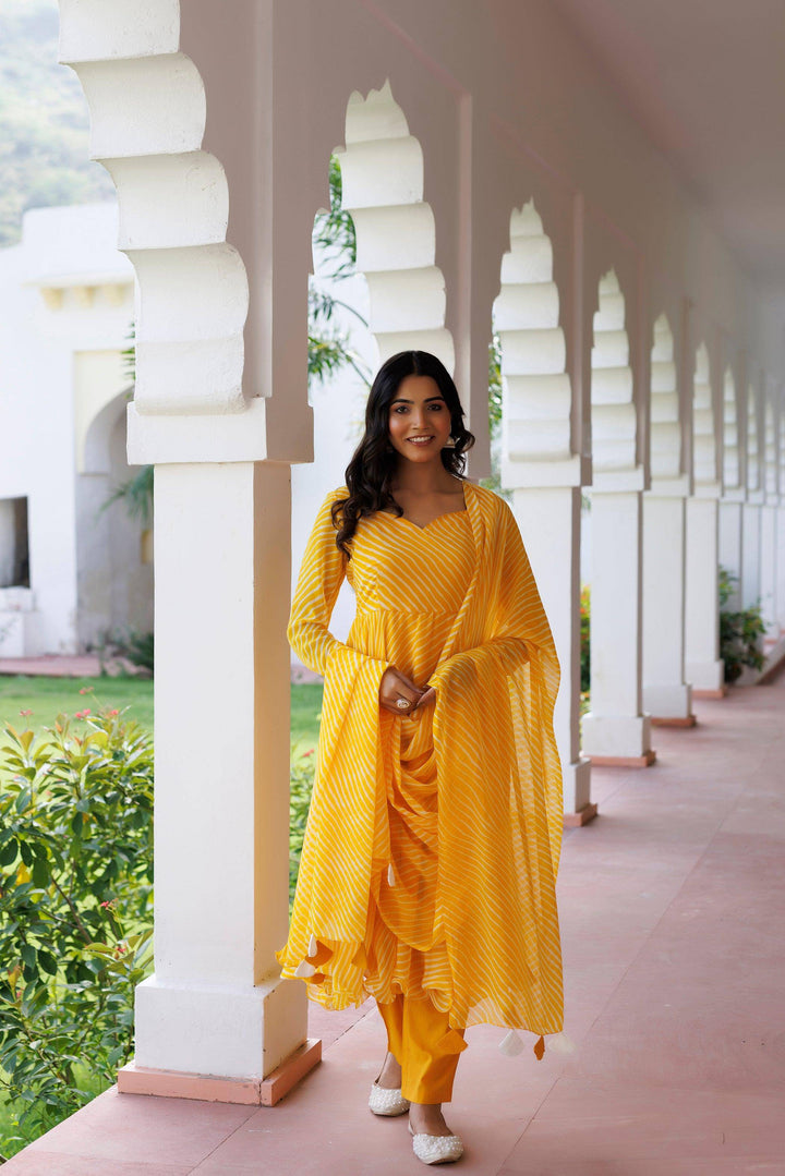 Daylily Leheriya Yellow Kurta Set - qivii