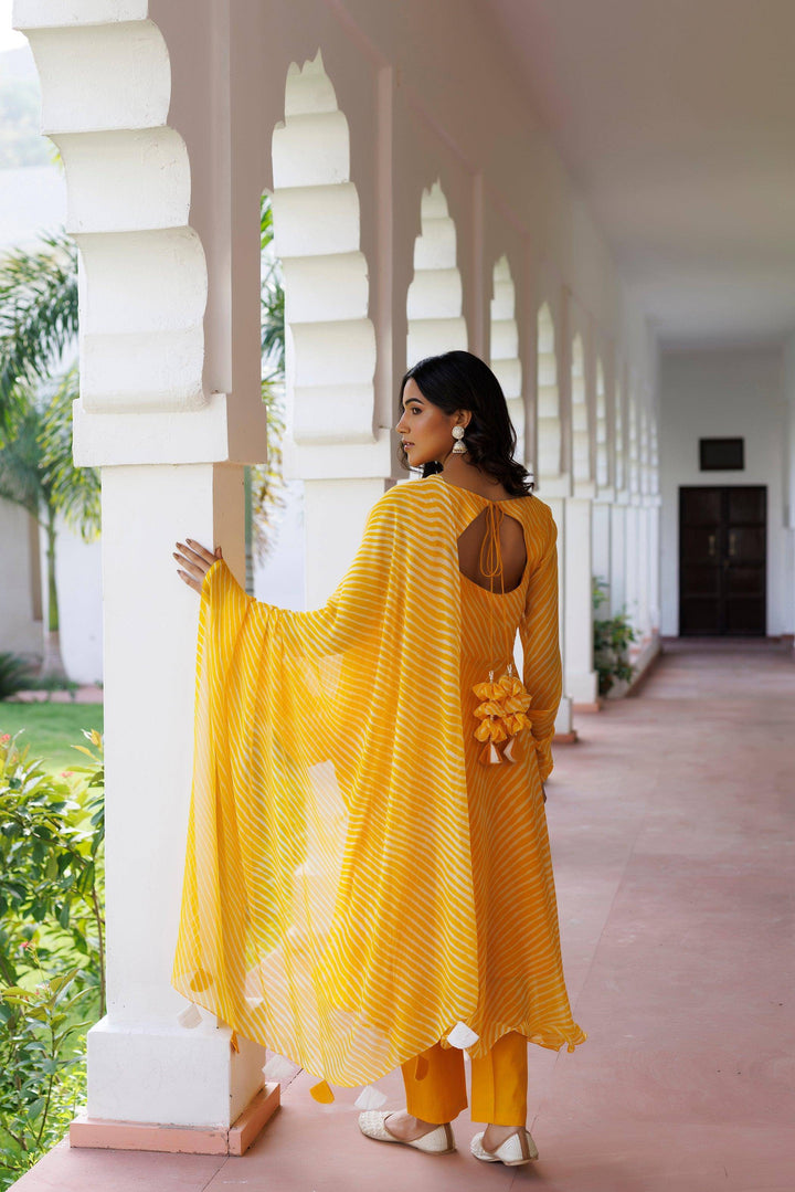 Daylily Leheriya Yellow Kurta Set - qivii