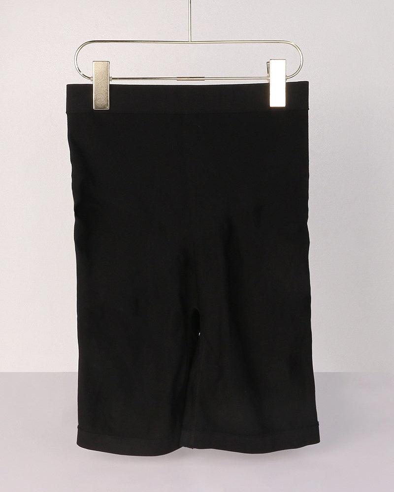 Mid-rise Tummy Control Hip Lift Thin Style Shaping Shorts  - By Qivii