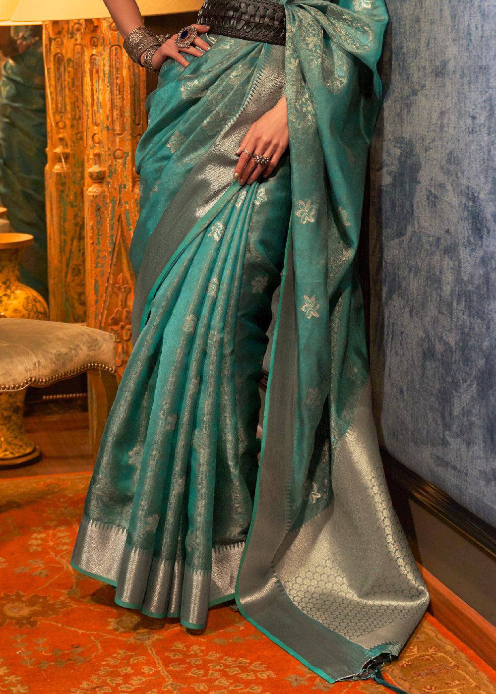 Dynasty Green Two Tone Handloom Woven Organza Silk Saree | Stitched Blouse - qivii