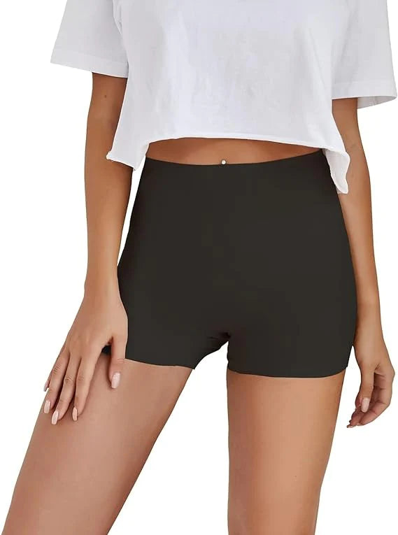Solid Elastic Seamless Non-Slip Boyshorts Underwear  - By Qivii