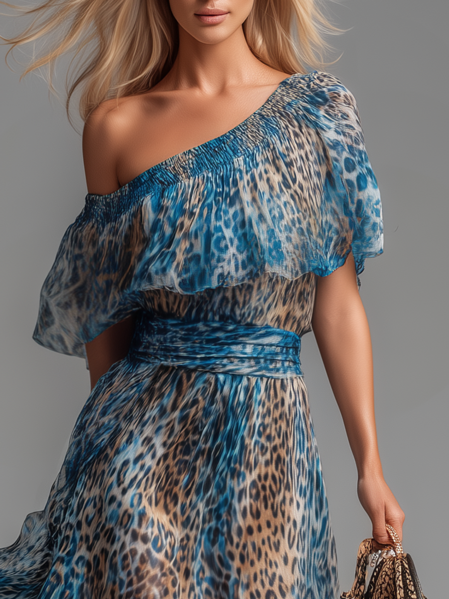 Wild - Long chiffon dress with leopard print and bare shoulders by Qivii