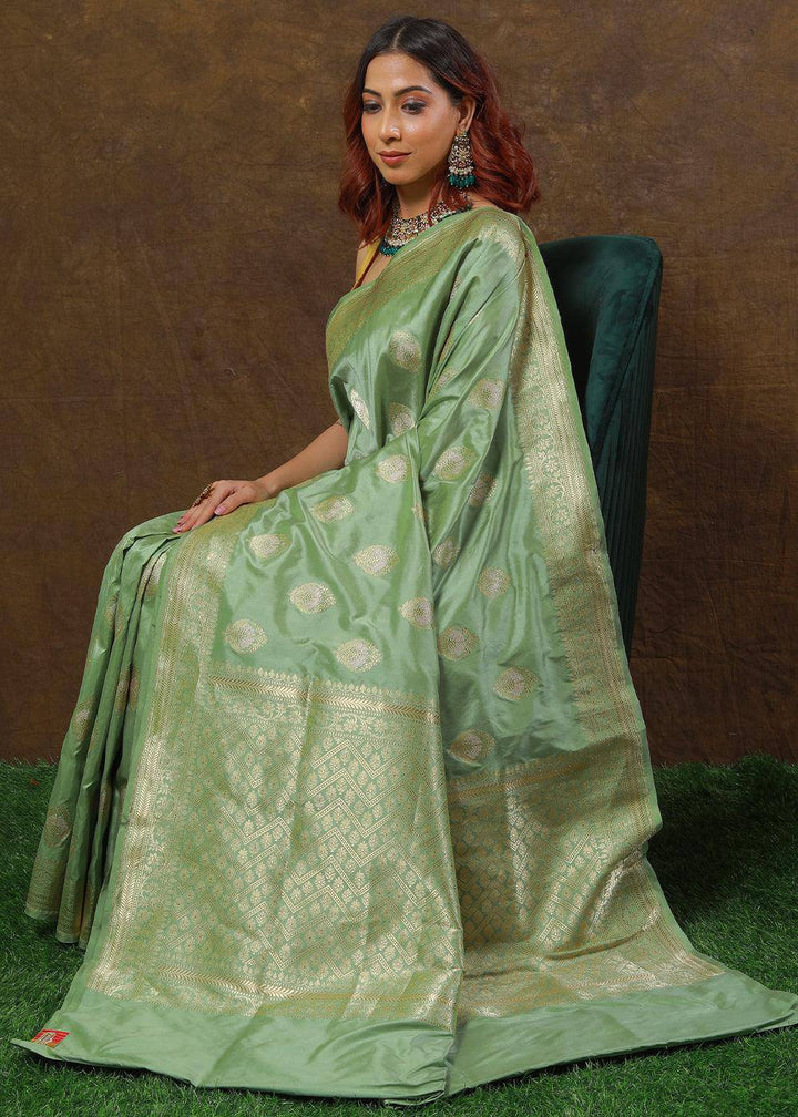 Fern Green Hand Woven Pure Katan Silk Saree | Stitched Blouse - qivii