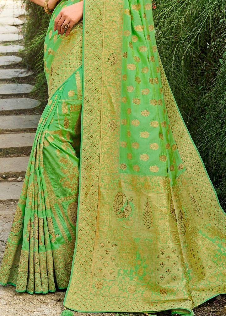 Fern Green Zari Woven Banarasi Silk Saree | Stitched Blouse - qivii