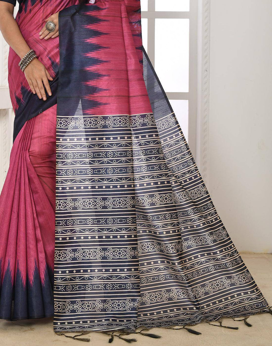 Fuschia Rose Pink Tussar Silk Temple Print Saree | Stitched Blouse - qivii