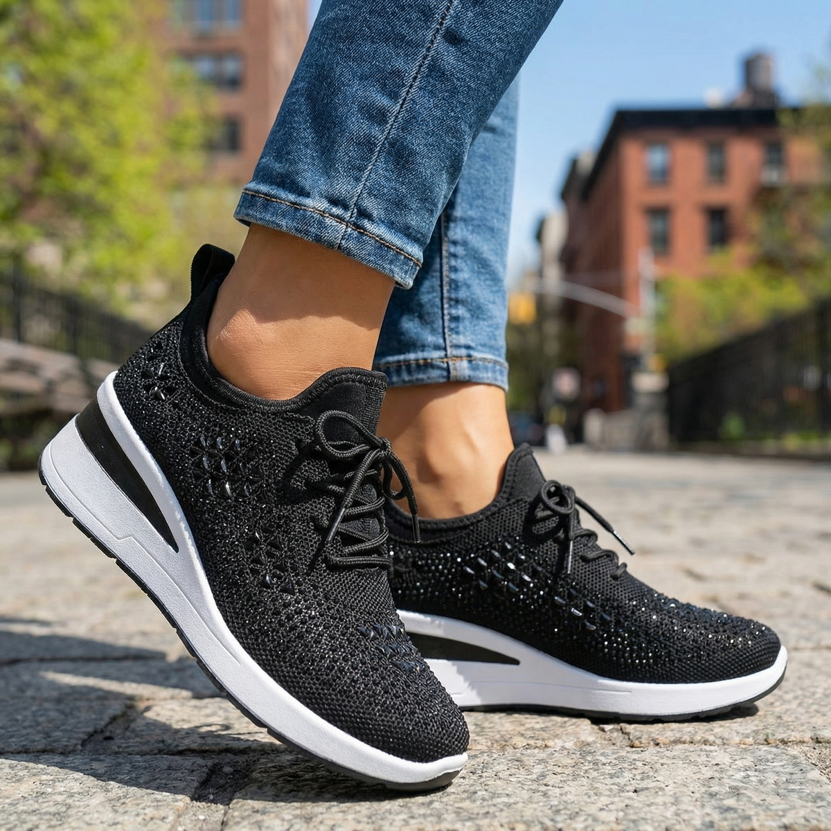 Aria Comfort Sneakers