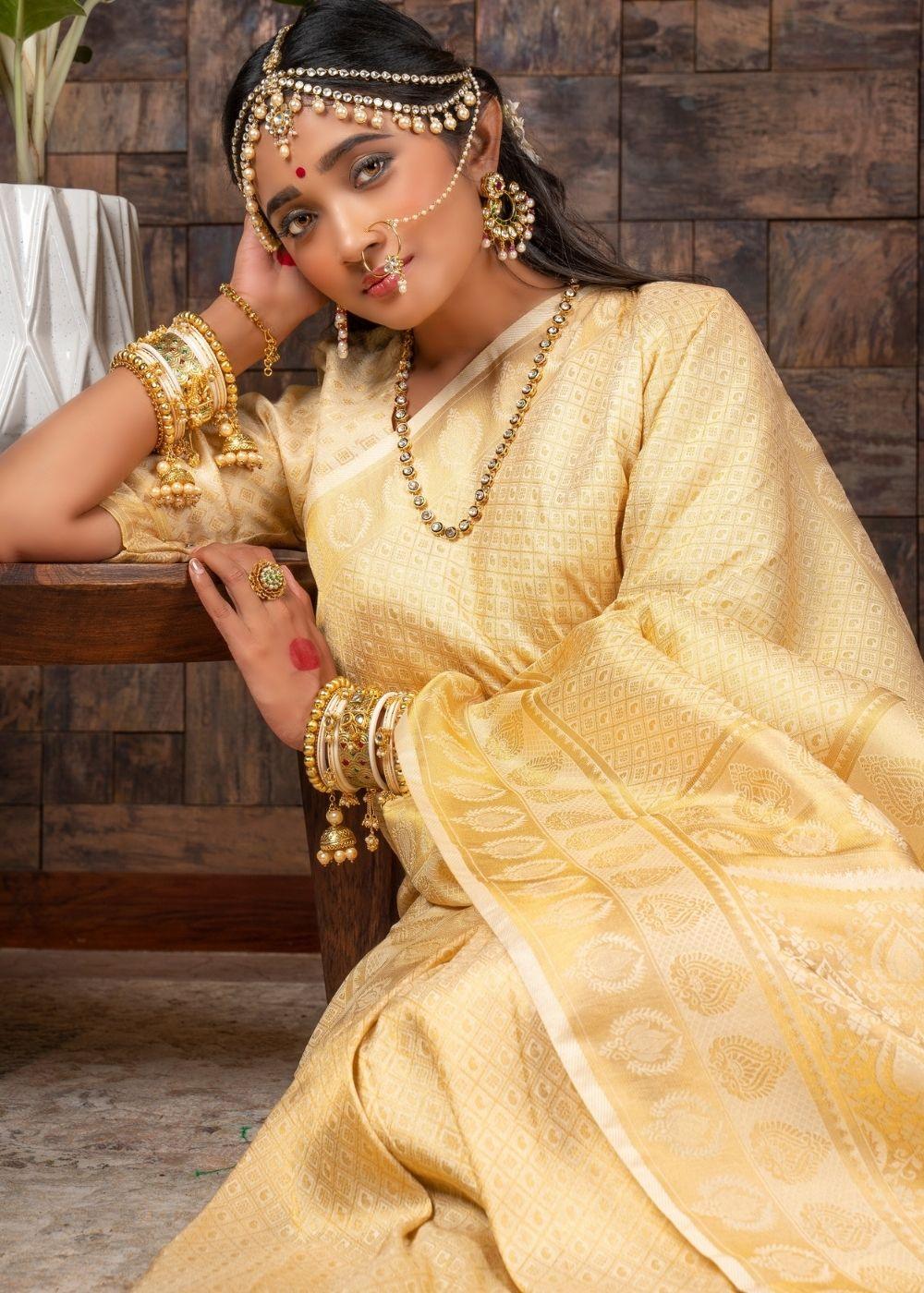 Golden Woven Kanjivaram Silk Saree - qivii