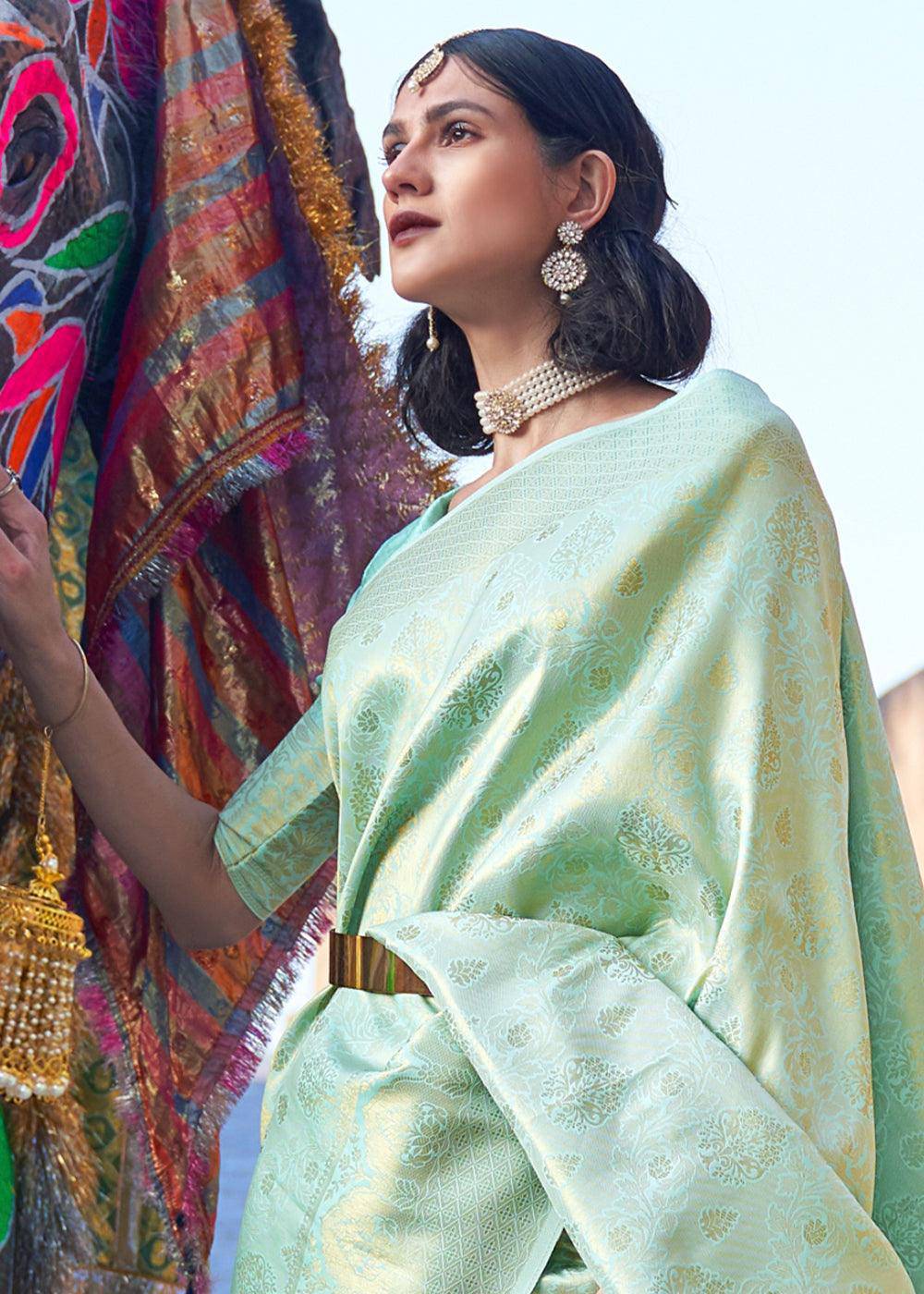 Green Soft Handloom Weave Kanjivaram Silk Saree | Stitched Blouse - qivii