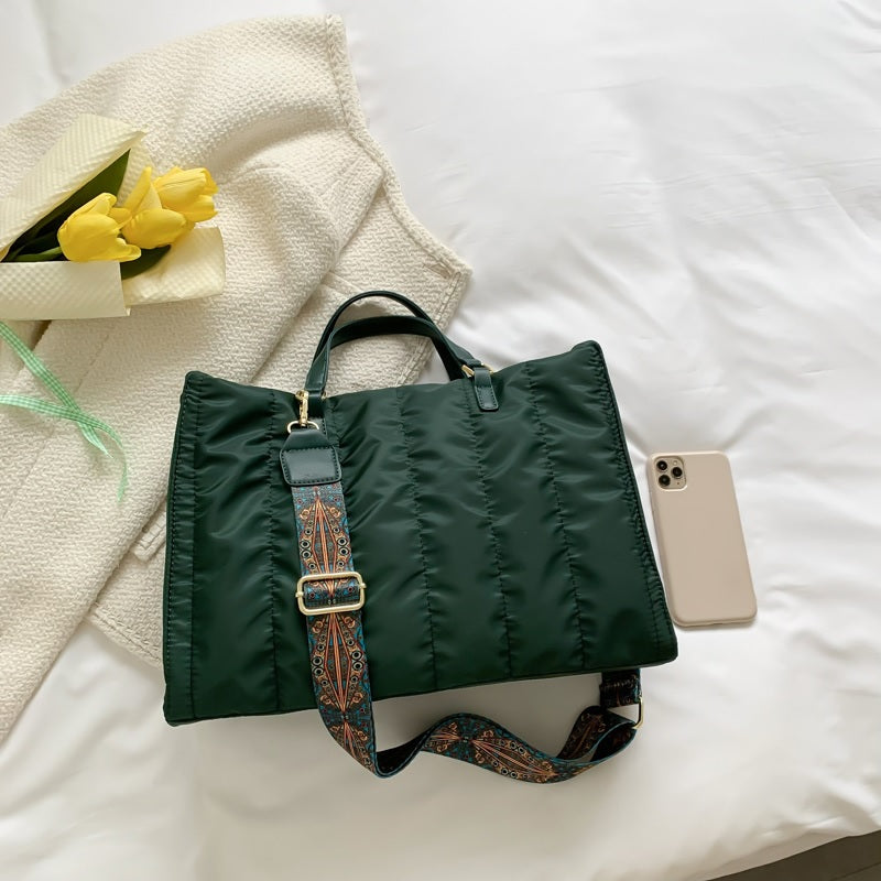 Lelah | Tote Bag  - By Qivii
