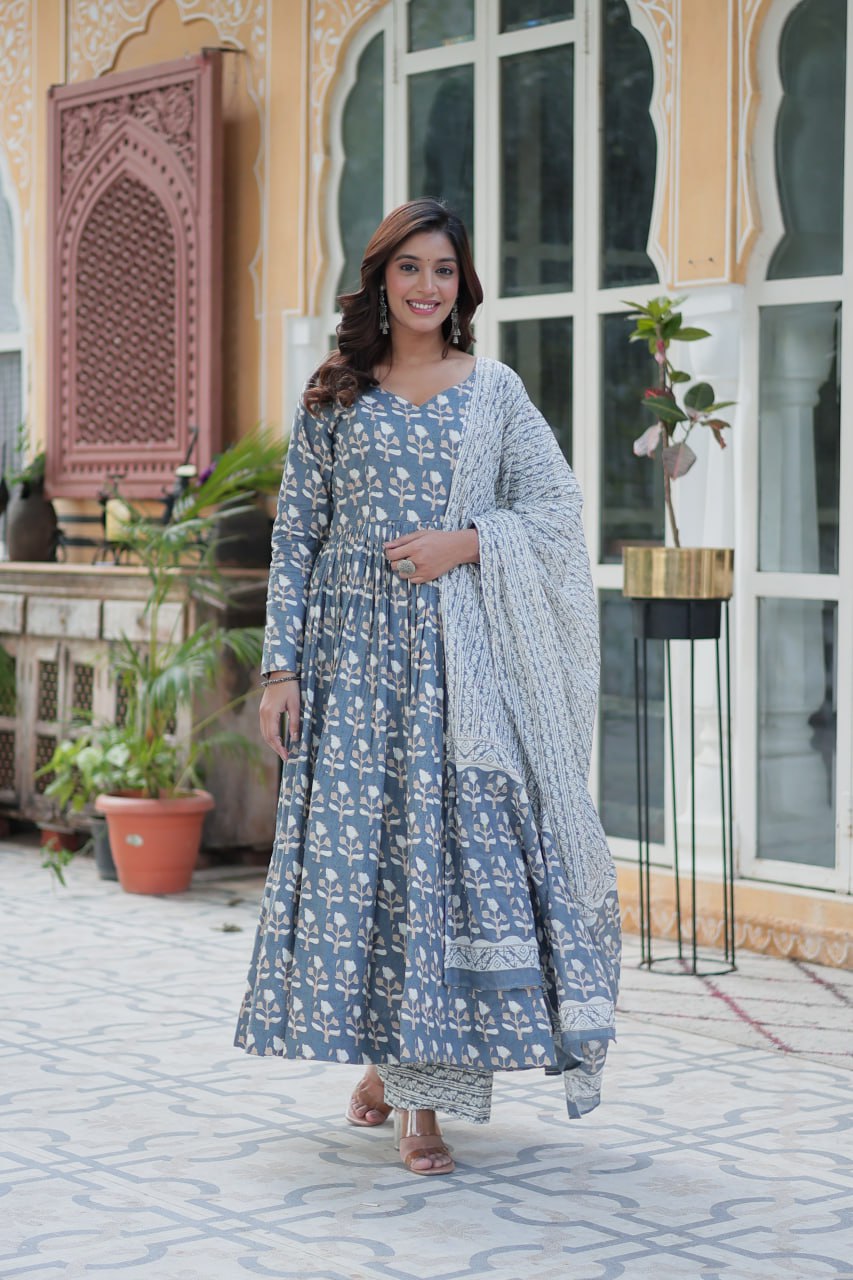 Grey Pure Cotton Fancy V Neck Anarkali Suit - qivii