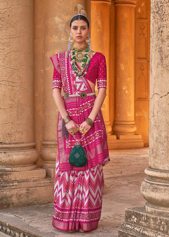 Hot Pink Designer Printed Silk Saree | Stitched Blouse - qivii