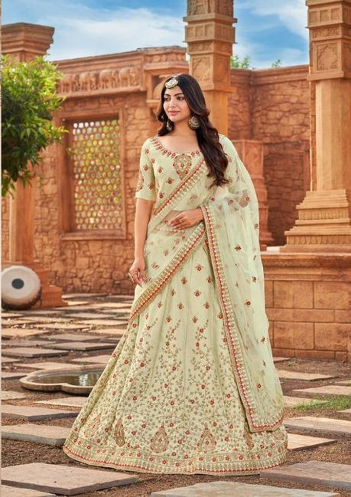 Exquisite Indian designer lehenga choli with intricate detailing and traditional craftsmanship for bridesmaid