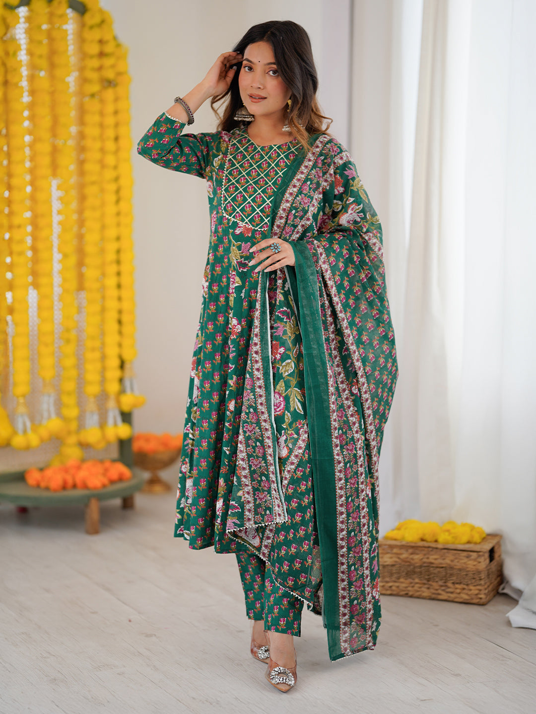 Janasya Women's Green Pure Cotton Floral Printed Yoke Design Anarkali Kurta Set - qivii